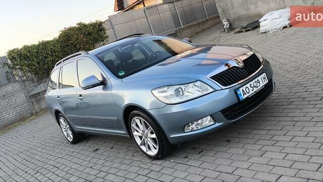 Синий Шкода Октавия, объемом двигателя 1.39 л и пробегом 246 тыс. км за 6900 $, фото 1 на Automoto.ua