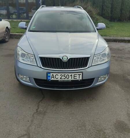 Синій Шкода Октавія, об'ємом двигуна 1.8 л та пробігом 218 тис. км за 7600 $, фото 1 на Automoto.ua