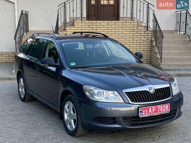 Синий Шкода Октавия, объемом двигателя 1.4 л и пробегом 171 тыс. км за 7400 $, фото 1 на Automoto.ua
