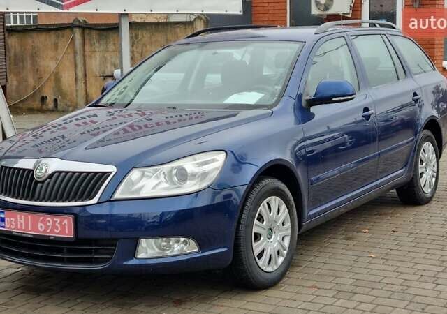 Синій Шкода Октавія, об'ємом двигуна 1.4 л та пробігом 235 тис. км за 7500 $, фото 1 на Automoto.ua