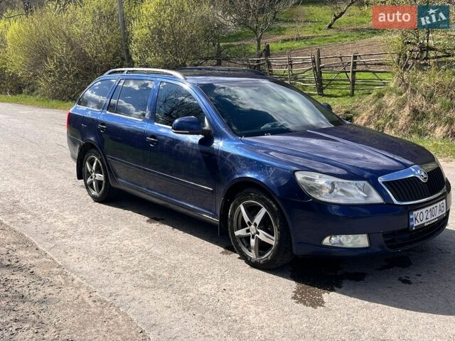 Синий Шкода Октавия, объемом двигателя 1.97 л и пробегом 340 тыс. км за 7500 $, фото 1 на Automoto.ua