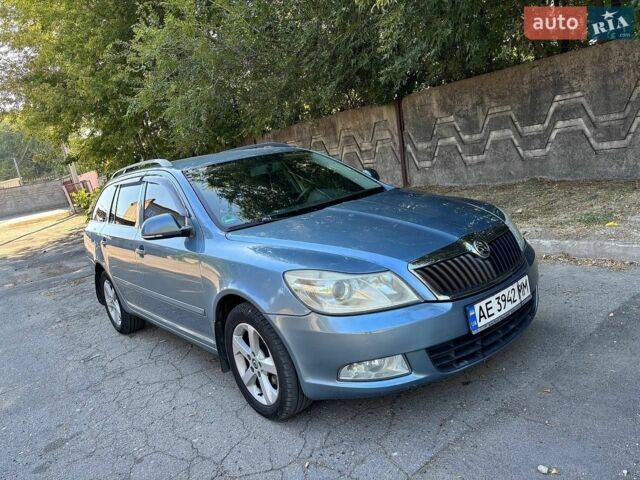 Синий Шкода Октавия, объемом двигателя 1.6 л и пробегом 281 тыс. км за 6850 $, фото 1 на Automoto.ua