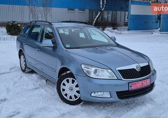 Синий Шкода Октавия, объемом двигателя 1.8 л и пробегом 165 тыс. км за 7499 $, фото 1 на Automoto.ua