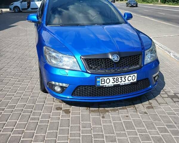 Синий Шкода Октавия, объемом двигателя 1.97 л и пробегом 250 тыс. км за 9500 $, фото 1 на Automoto.ua