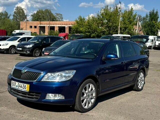 Синий Шкода Октавия, объемом двигателя 1.4 л и пробегом 208 тыс. км за 7500 $, фото 1 на Automoto.ua