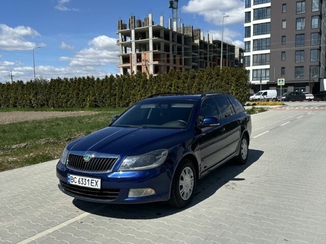 Синий Шкода Октавия, объемом двигателя 1.8 л и пробегом 160 тыс. км за 6800 $, фото 1 на Automoto.ua