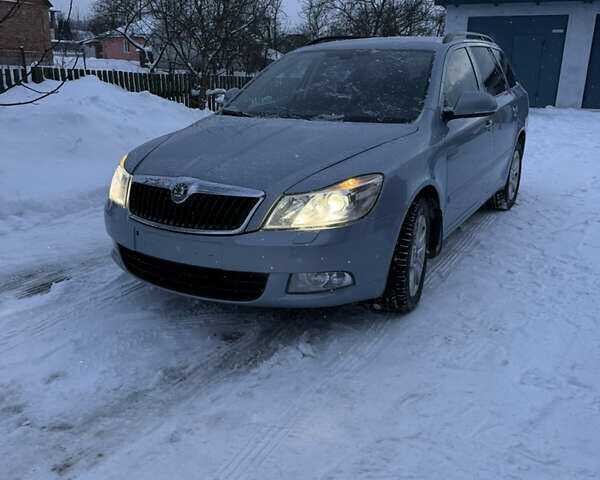 Синій Шкода Октавія, об'ємом двигуна 1.4 л та пробігом 248 тис. км за 6900 $, фото 1 на Automoto.ua