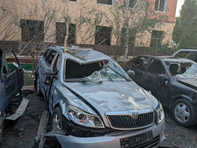 Синий Шкода Октавия, объемом двигателя 1.4 л и пробегом 181 тыс. км за 1999 $, фото 1 на Automoto.ua
