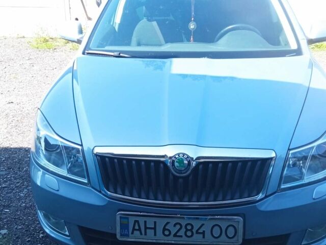 Синий Шкода Октавия, объемом двигателя 1.2 л и пробегом 152 тыс. км за 8500 $, фото 1 на Automoto.ua