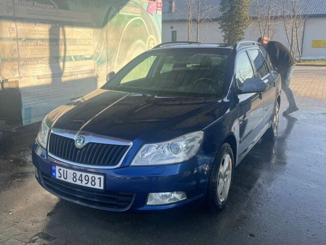 Синий Шкода Октавия, объемом двигателя 2 л и пробегом 206 тыс. км за 2700 $, фото 1 на Automoto.ua