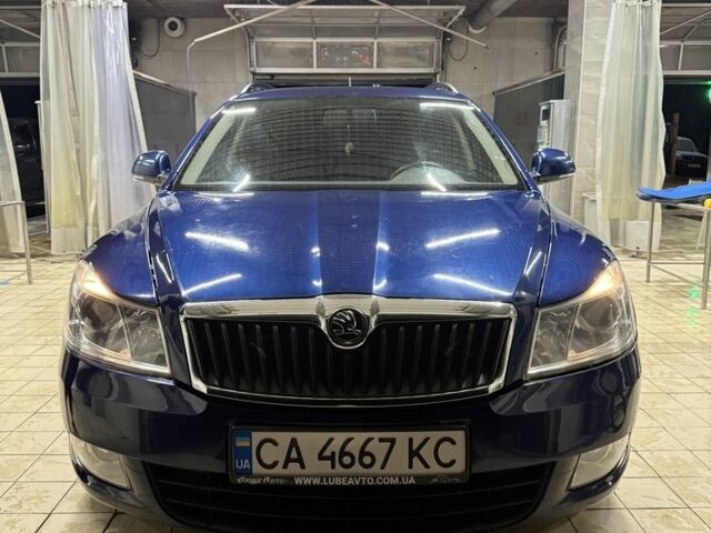 Синий Шкода Октавия, объемом двигателя 1.9 л и пробегом 311 тыс. км за 8200 $, фото 1 на Automoto.ua