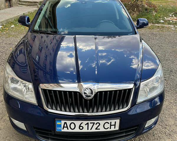 Синий Шкода Октавия, объемом двигателя 1.8 л и пробегом 223 тыс. км за 7000 $, фото 1 на Automoto.ua