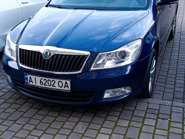 Синий Шкода Октавия, объемом двигателя 1.8 л и пробегом 200 тыс. км за 8900 $, фото 1 на Automoto.ua