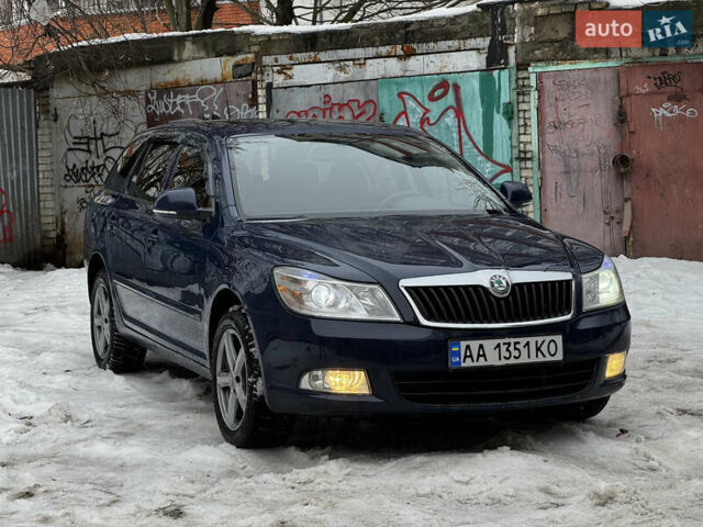 Синій Шкода Октавія, об'ємом двигуна 1.6 л та пробігом 310 тис. км за 7550 $, фото 1 на Automoto.ua