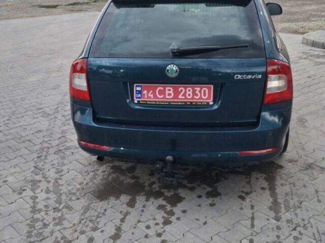 Синий Шкода Октавия, объемом двигателя 1.2 л и пробегом 213 тыс. км за 6900 $, фото 1 на Automoto.ua