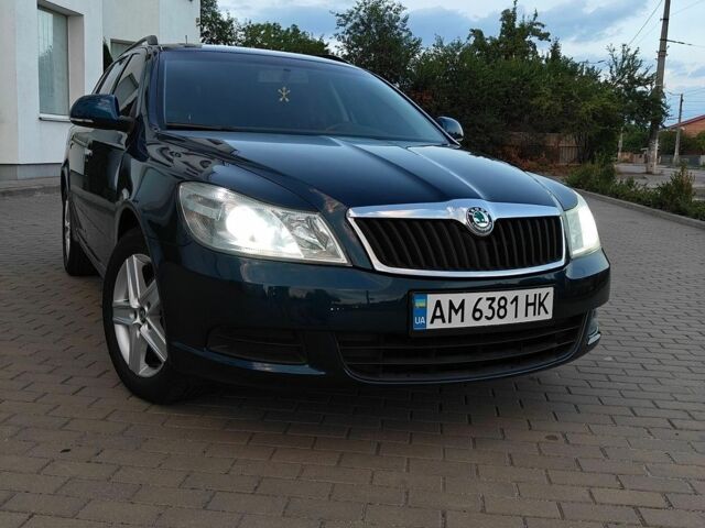 Синій Шкода Октавія, об'ємом двигуна 1.6 л та пробігом 226 тис. км за 8200 $, фото 1 на Automoto.ua