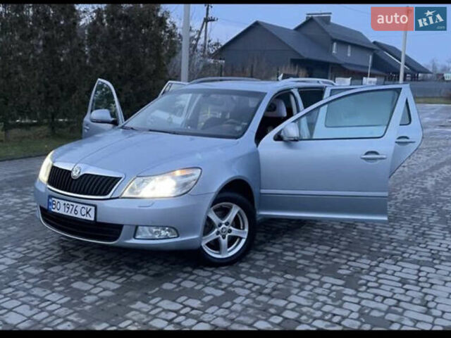 Синій Шкода Октавія, об'ємом двигуна 1.6 л та пробігом 278 тис. км за 7700 $, фото 1 на Automoto.ua