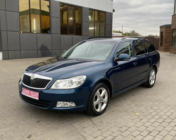Синій Шкода Октавія, об'ємом двигуна 1.6 л та пробігом 241 тис. км за 7800 $, фото 1 на Automoto.ua