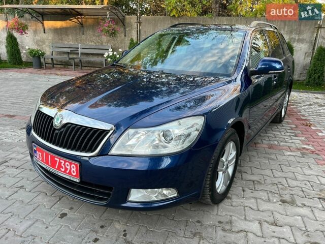Синій Шкода Октавія, об'ємом двигуна 1.6 л та пробігом 235 тис. км за 8350 $, фото 1 на Automoto.ua