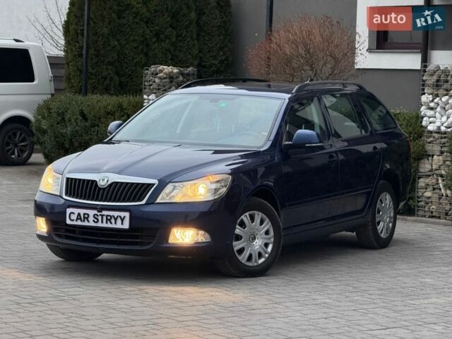 Синий Шкода Октавия, объемом двигателя 1.6 л и пробегом 234 тыс. км за 8300 $, фото 1 на Automoto.ua