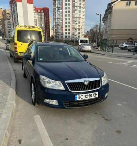 Синий Шкода Октавия, объемом двигателя 1.6 л и пробегом 284 тыс. км за 9000 $, фото 1 на Automoto.ua
