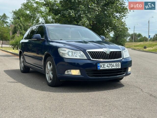 Синій Шкода Октавія, об'ємом двигуна 2 л та пробігом 342 тис. км за 6400 $, фото 1 на Automoto.ua
