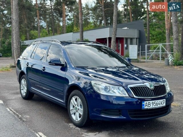 Синій Шкода Октавія, об'ємом двигуна 1.6 л та пробігом 254 тис. км за 8200 $, фото 1 на Automoto.ua