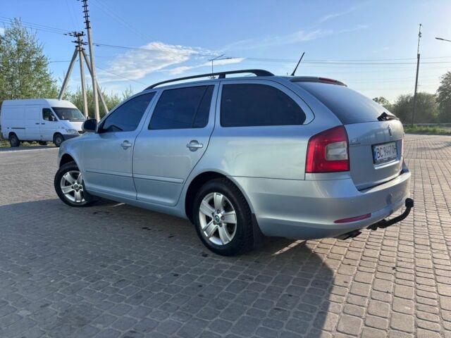 Синий Шкода Октавия, объемом двигателя 2 л и пробегом 290 тыс. км за 7500 $, фото 1 на Automoto.ua