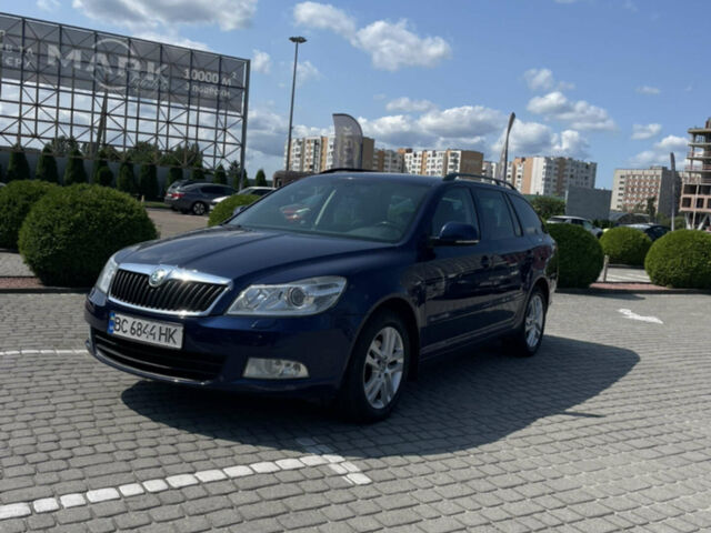 Синий Шкода Октавия, объемом двигателя 1.6 л и пробегом 277 тыс. км за 7500 $, фото 1 на Automoto.ua