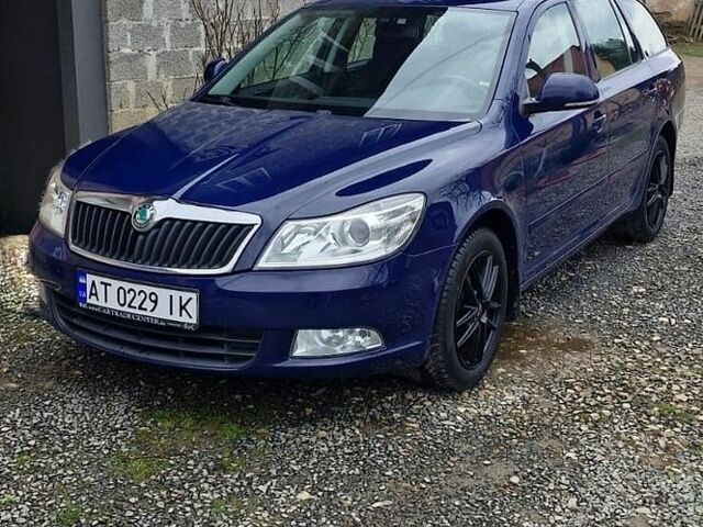 Синій Шкода Октавія, об'ємом двигуна 1.99 л та пробігом 254 тис. км за 9300 $, фото 1 на Automoto.ua