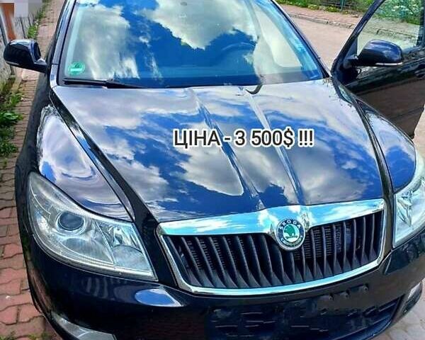 Синій Шкода Октавія, об'ємом двигуна 1.2 л та пробігом 247 тис. км за 2999 $, фото 1 на Automoto.ua