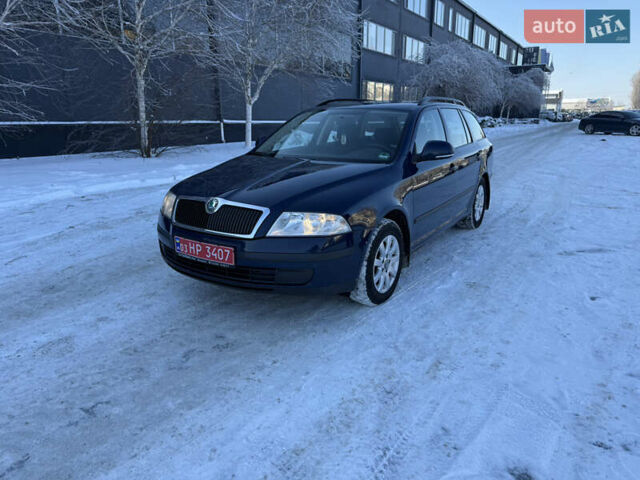 Синій Шкода Октавія, об'ємом двигуна 1.6 л та пробігом 198 тис. км за 8350 $, фото 1 на Automoto.ua