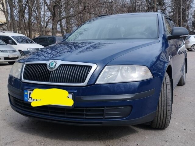 Синій Шкода Октавія, об'ємом двигуна 1.6 л та пробігом 230 тис. км за 6900 $, фото 1 на Automoto.ua