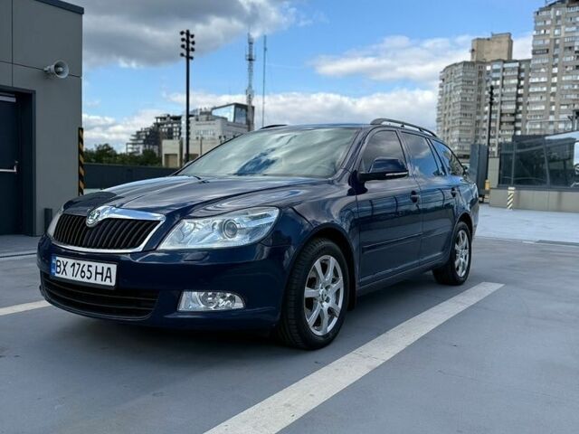 Синий Шкода Октавия, объемом двигателя 1.6 л и пробегом 348 тыс. км за 7300 $, фото 1 на Automoto.ua