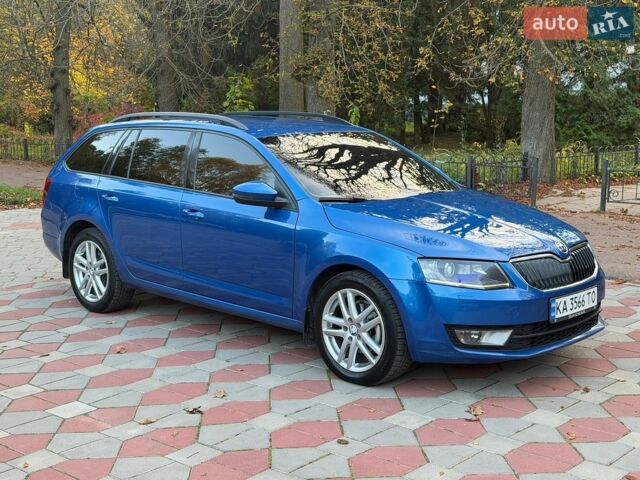 Синий Шкода Октавия, объемом двигателя 1.6 л и пробегом 380 тыс. км за 11300 $, фото 1 на Automoto.ua
