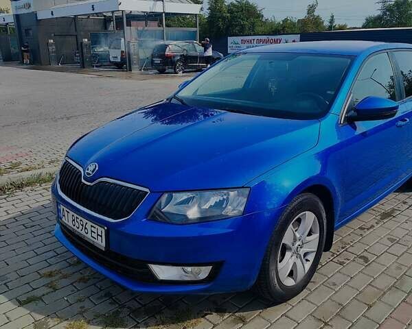 Синий Шкода Октавия, объемом двигателя 1.6 л и пробегом 310 тыс. км за 9100 $, фото 1 на Automoto.ua