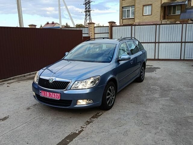 Синій Шкода Октавія, об'ємом двигуна 1.4 л та пробігом 263 тис. км за 7300 $, фото 1 на Automoto.ua
