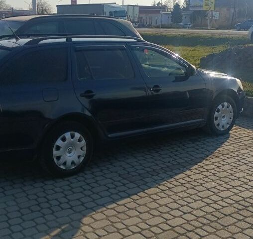 Синий Шкода Октавия, объемом двигателя 1.9 л и пробегом 320 тыс. км за 6500 $, фото 1 на Automoto.ua