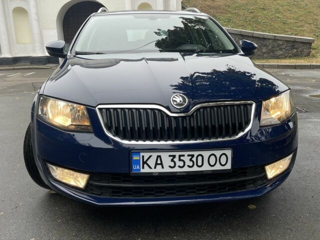 Синий Шкода Октавия, объемом двигателя 1.6 л и пробегом 219 тыс. км за 10300 $, фото 1 на Automoto.ua