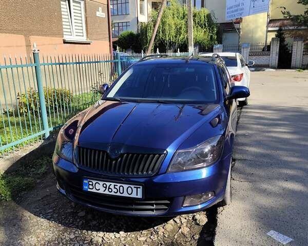 Синий Шкода Октавия, объемом двигателя 1.8 л и пробегом 185 тыс. км за 8650 $, фото 1 на Automoto.ua