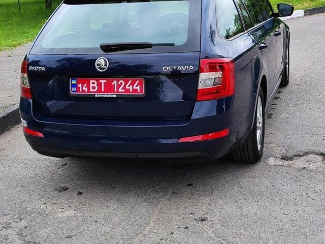 Синий Шкода Октавия, объемом двигателя 1.6 л и пробегом 325 тыс. км за 11000 $, фото 1 на Automoto.ua
