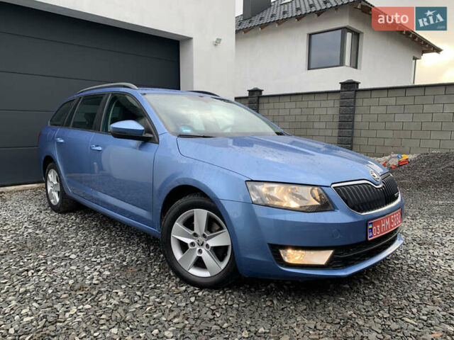 Синий Шкода Октавия, объемом двигателя 0 л и пробегом 225 тыс. км за 10950 $, фото 1 на Automoto.ua
