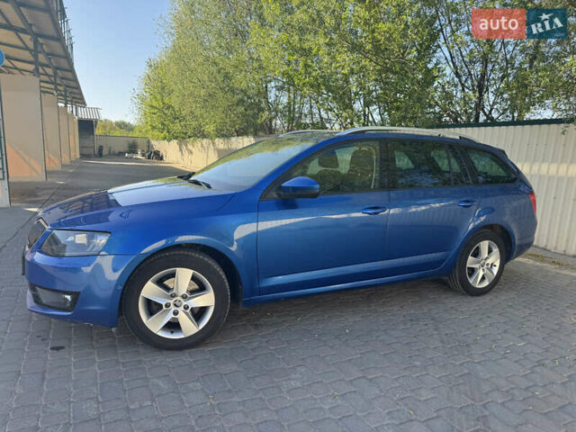 Синий Шкода Октавия, объемом двигателя 1.6 л и пробегом 267 тыс. км за 10200 $, фото 1 на Automoto.ua
