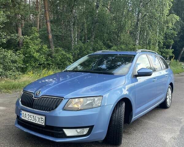 Синий Шкода Октавия, объемом двигателя 1.6 л и пробегом 239 тыс. км за 9800 $, фото 1 на Automoto.ua