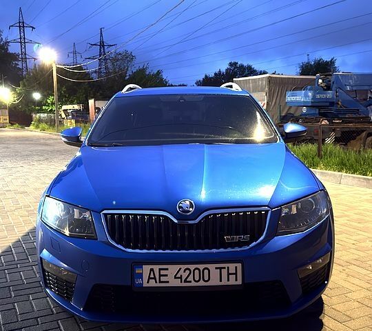 Синій Шкода Октавія, об'ємом двигуна 2 л та пробігом 296 тис. км за 13800 $, фото 1 на Automoto.ua
