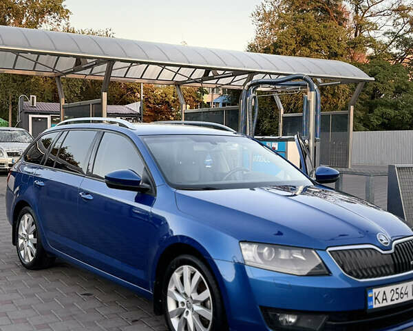 Синий Шкода Октавия, объемом двигателя 1.6 л и пробегом 299 тыс. км за 9999 $, фото 1 на Automoto.ua