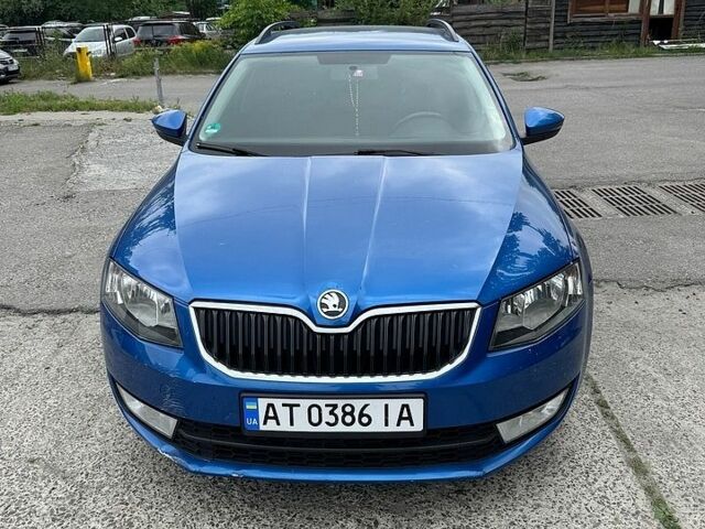Синий Шкода Октавия, объемом двигателя 1.97 л и пробегом 258 тыс. км за 10000 $, фото 1 на Automoto.ua