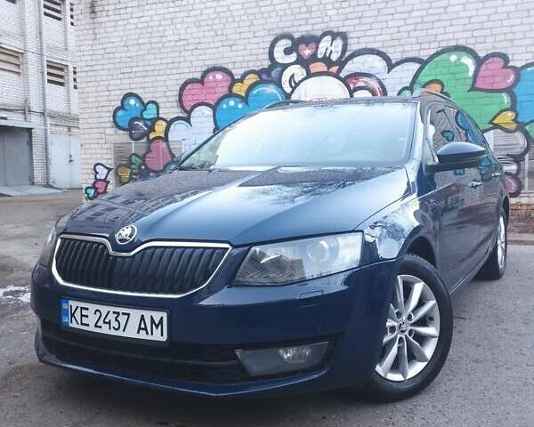 Синий Шкода Октавия, объемом двигателя 1.6 л и пробегом 290 тыс. км за 11800 $, фото 1 на Automoto.ua