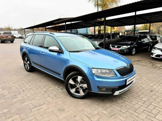 Синий Шкода Октавия, объемом двигателя 2 л и пробегом 186 тыс. км за 15000 $, фото 1 на Automoto.ua