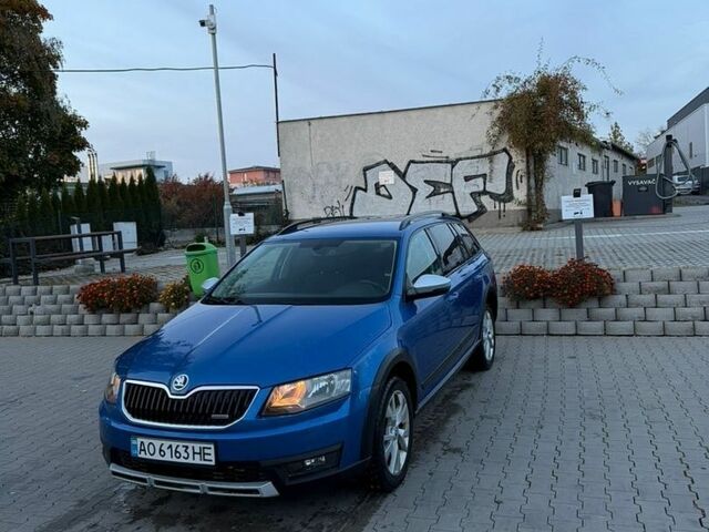 Синий Шкода Октавия, объемом двигателя 1.97 л и пробегом 250 тыс. км за 12000 $, фото 1 на Automoto.ua